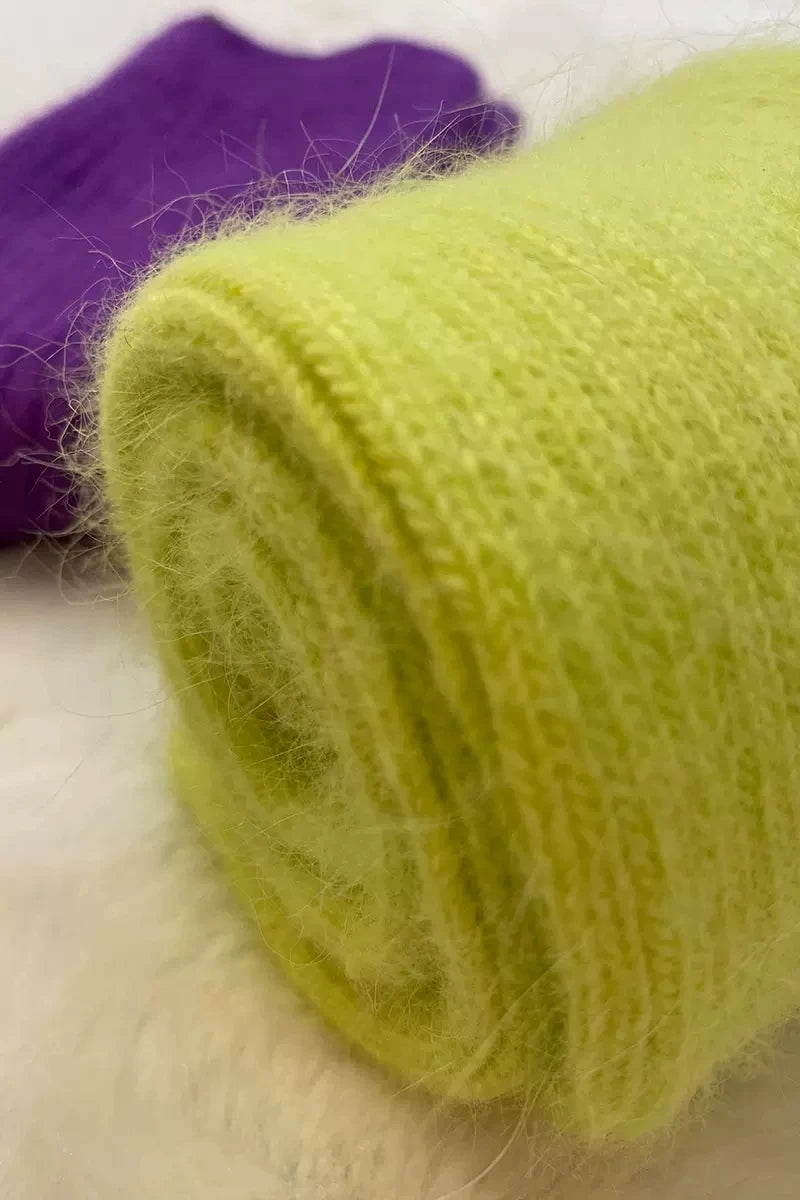 Wool Socks for Women Autumn Winter Medium Tube Socks Thickened With Wool Warm Rabbit Hair Socks Winter Black Cashmere Stockings