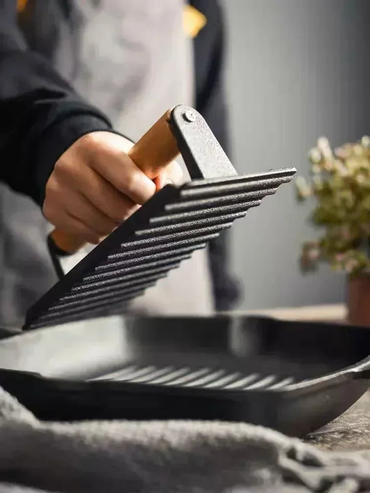 Commercial Press Burger Handle, Wooden handle with Iron Steak Grill Flat Press Cast Heavy-Weight Heavy