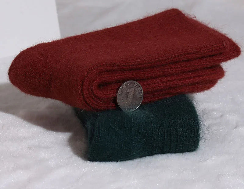 Wool Socks for Women Autumn Winter Medium Tube Socks Thickened With Wool Warm Rabbit Hair Socks Winter Black Cashmere Stockings