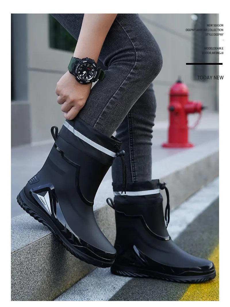 New ，Rain Boots Men's Waterproof Drawstring Rain ，Shoes Velvet Padded Suit， Warm Non-Slip Flat Fashion Take-out Rider Rain Boots